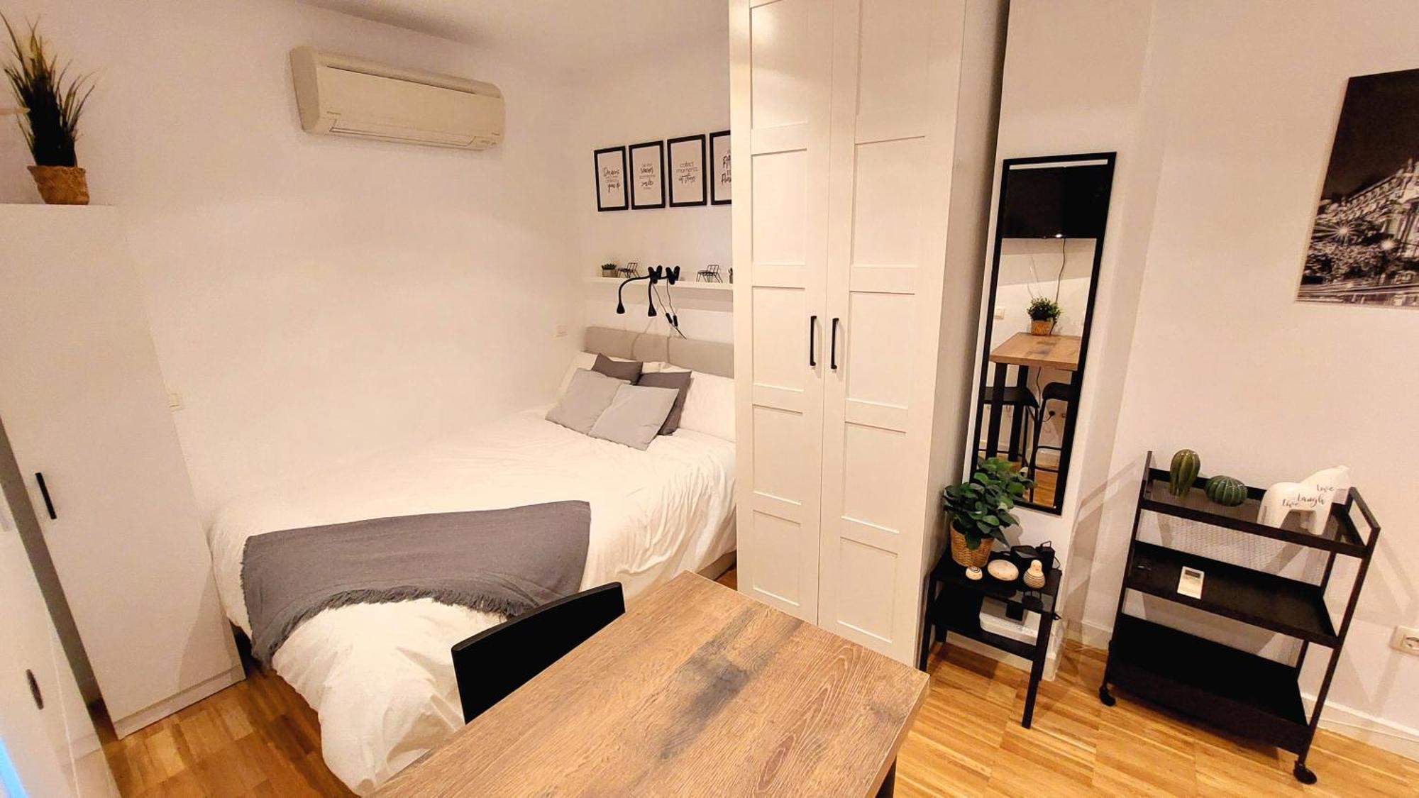 Апартаменти Acogedor Estudio En Delicias By Bebalmy Мадрид Екстер'єр фото